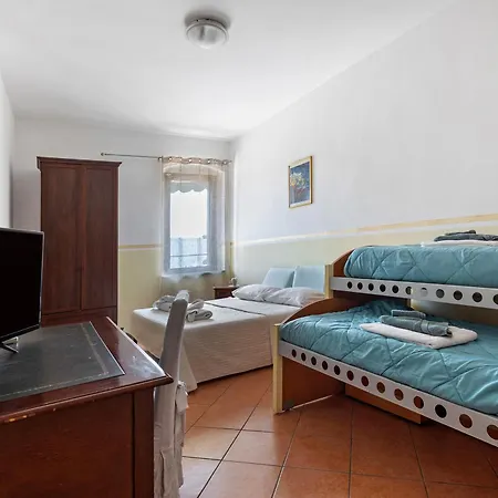 7 Camini Semesterbostad *