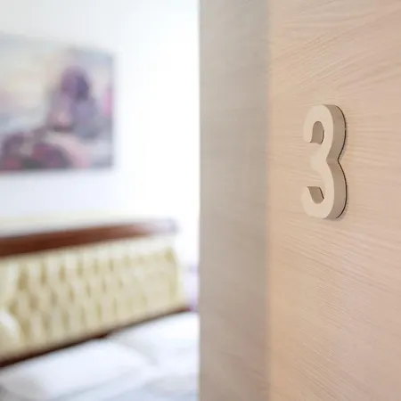 7 Camini Semesterbostad